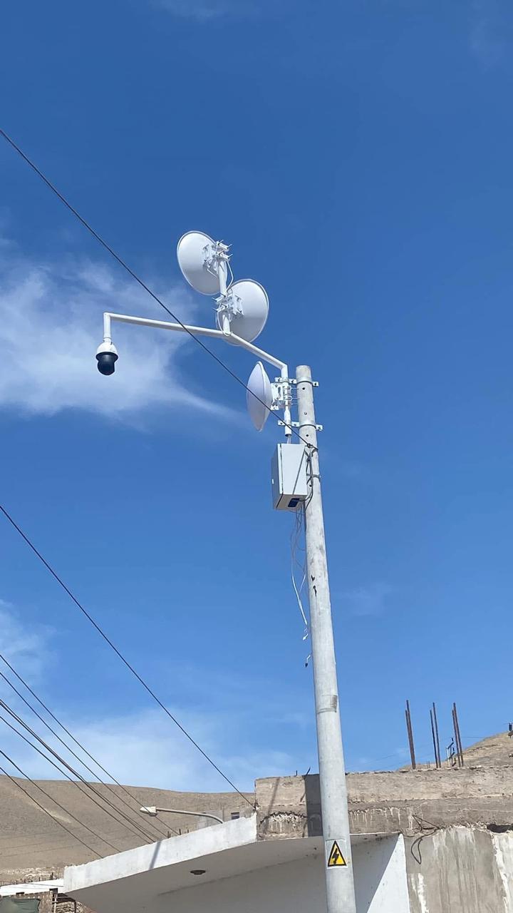 Trabajo en altura con protocolos de seguridad